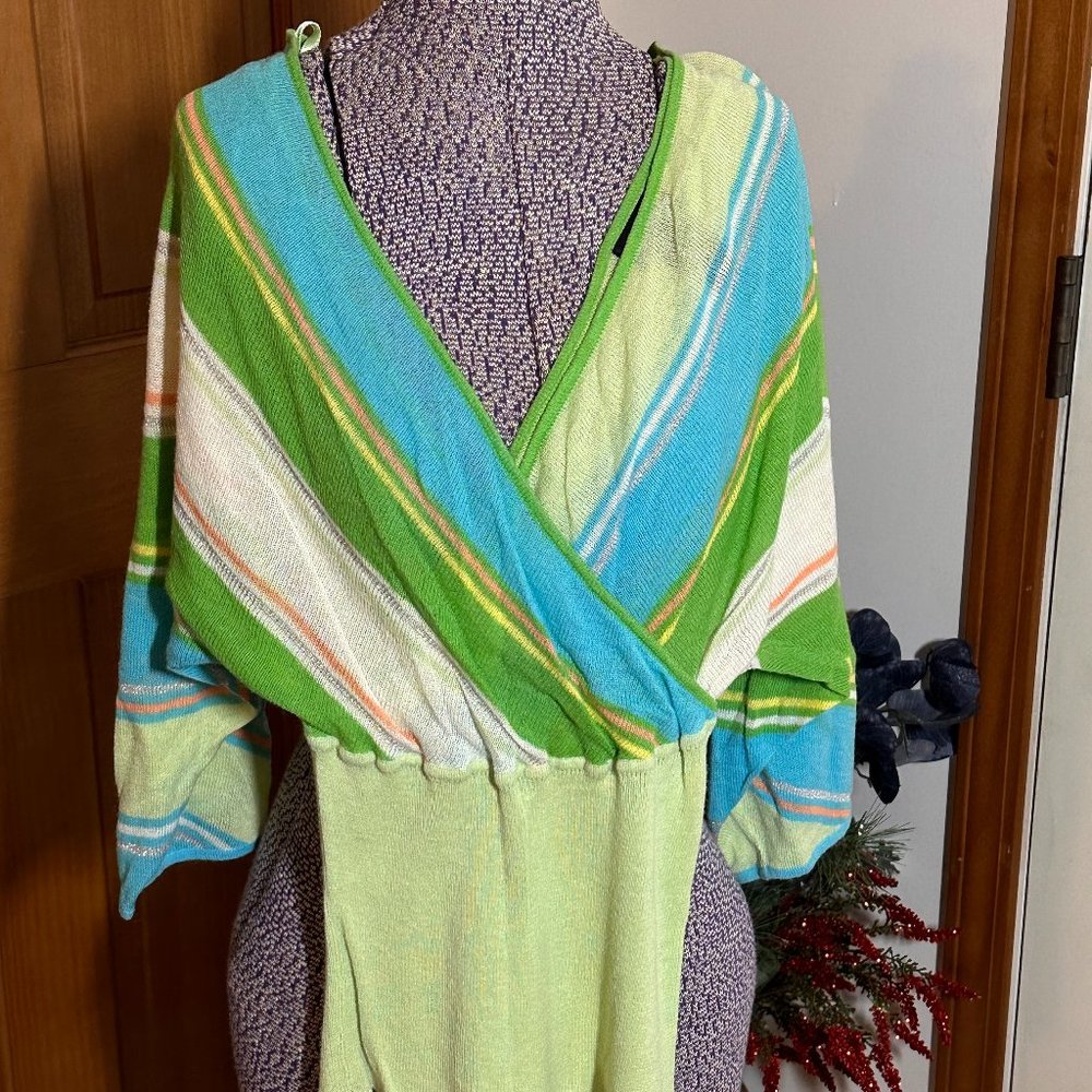 V Neck & V Back Fitted Top